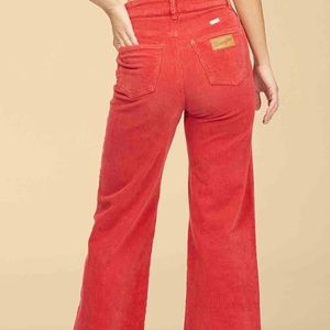 BILLABONG x Wrangler The Retro Womens Red Corduroy Pants